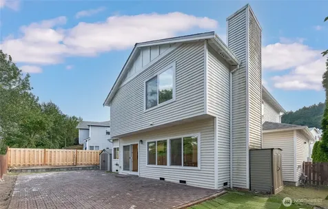 4109 S 220th Place Kent WA 98032