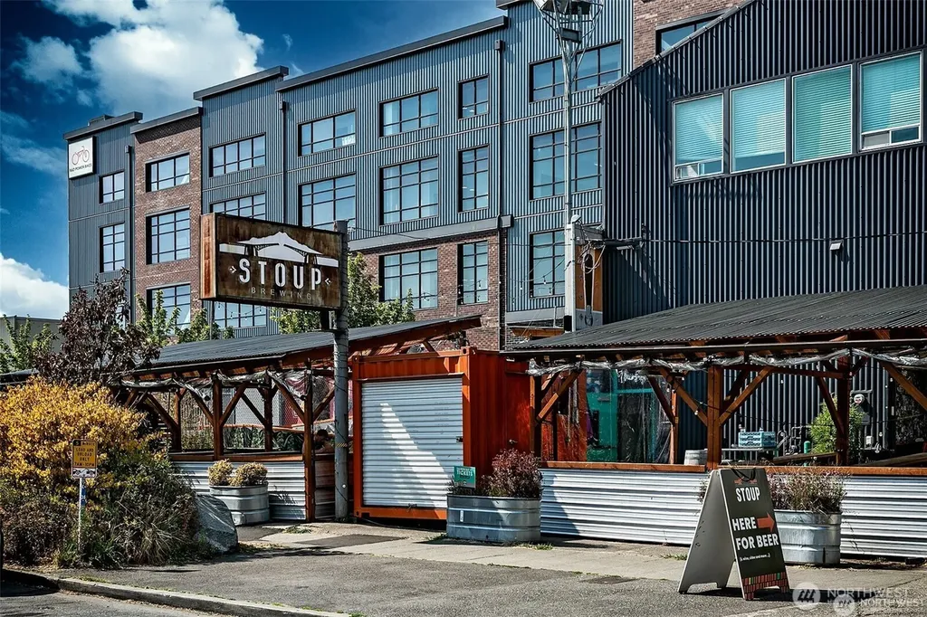 647 NW 51st Street Seattle WA 98107