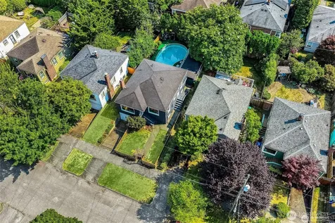 647 NW 51st Street Seattle WA 98107