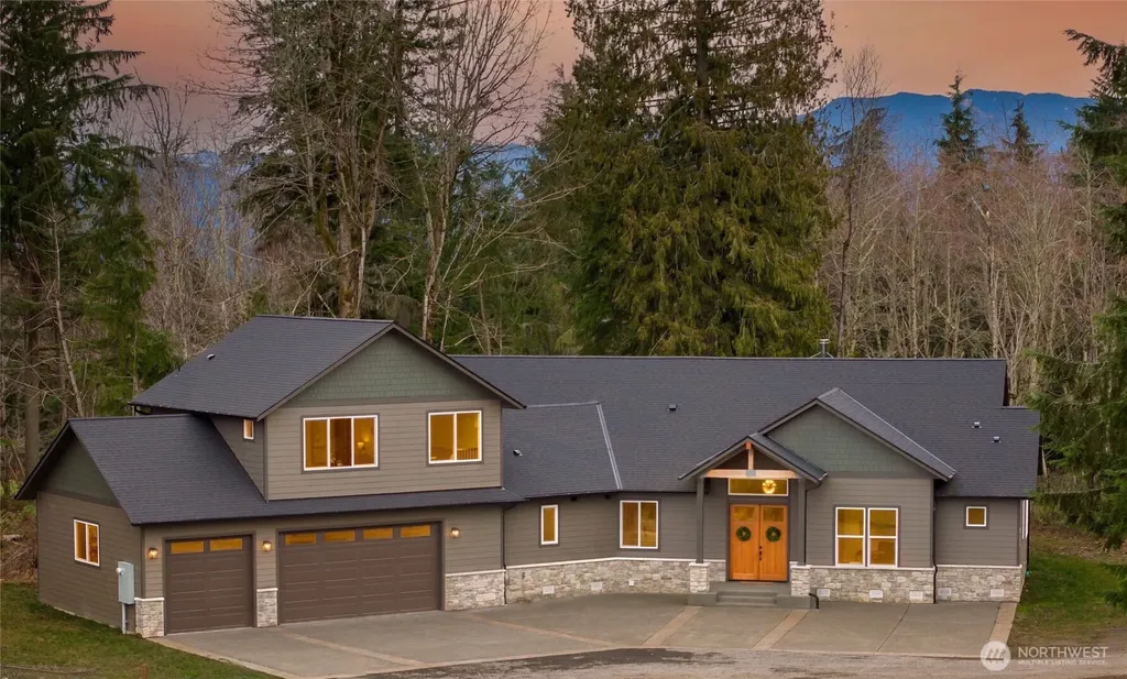26181 276th Avenue SE Ravensdale WA 98051