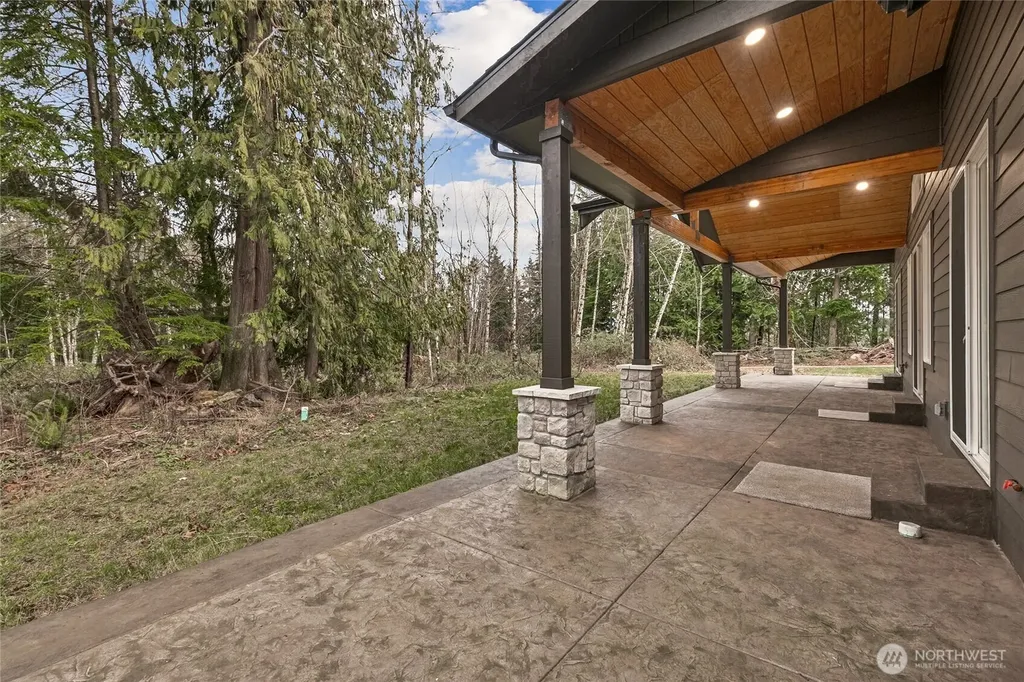 26181 276th Avenue SE Ravensdale WA 98051