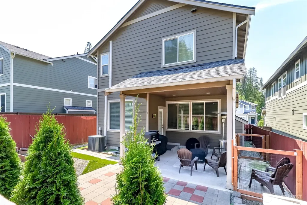 3758 Maritime Drive SW Bremerton WA 98312