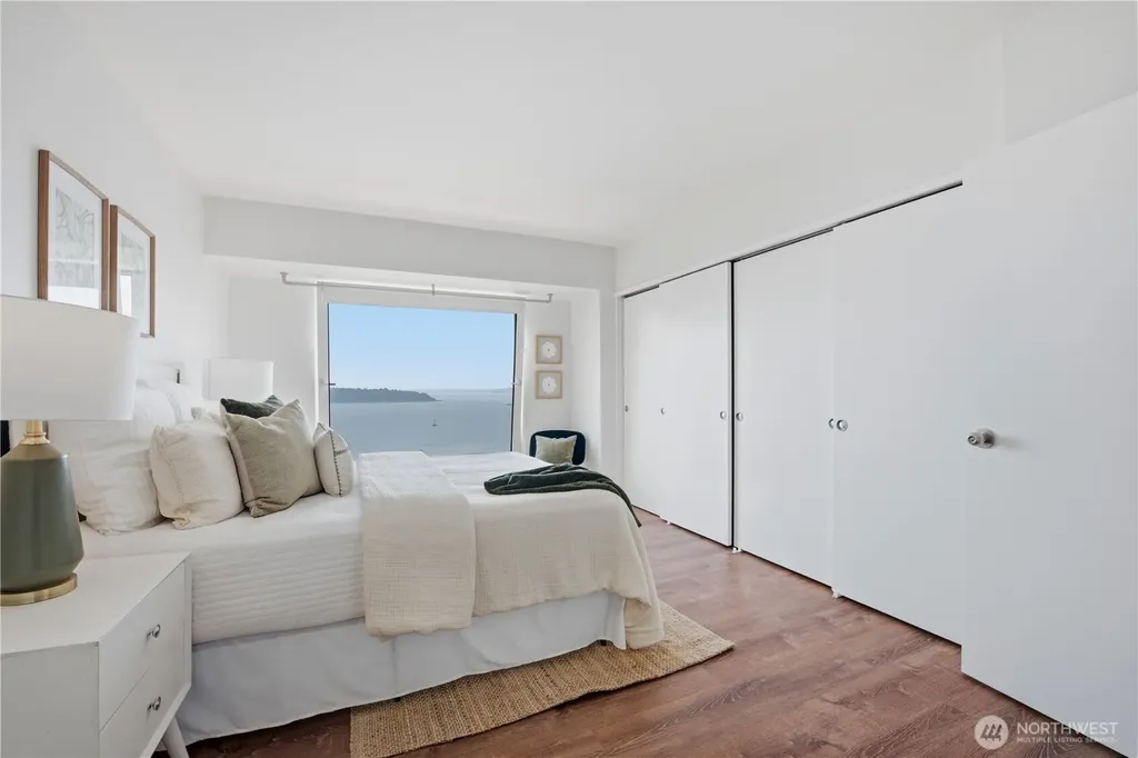 1415 2nd Avenue Seattle WA 98101