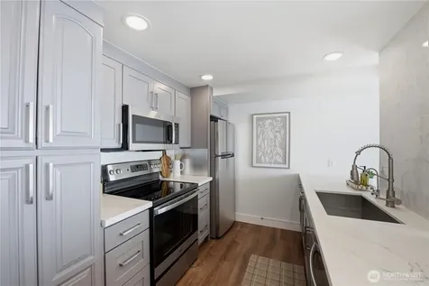 1415 2nd Avenue Seattle WA 98101