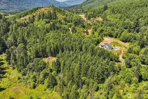 172 Mohawk Lane Amboy WA 98601