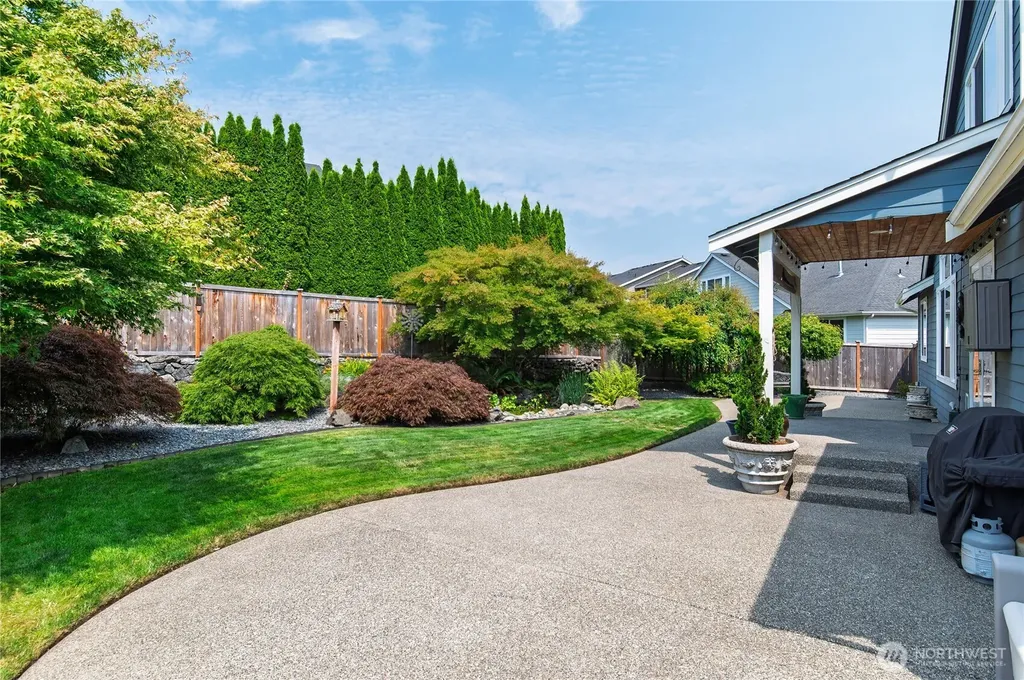 17112 136th Avenue Ct E Puyallup WA 98374