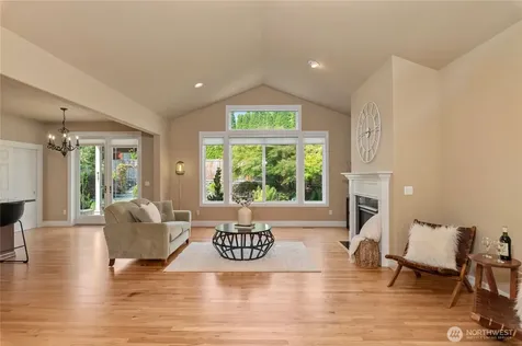 17112 136th Avenue Ct E Puyallup WA 98374