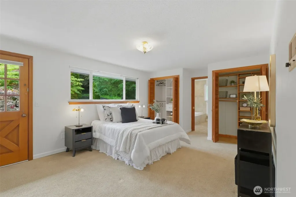 1024 Daniels Drive Fircrest WA 98466