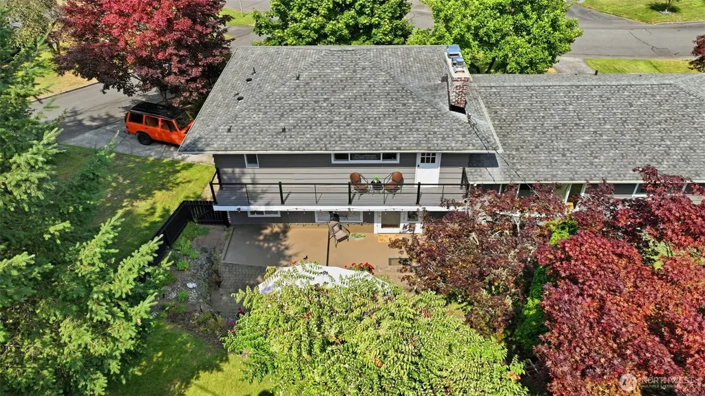 1024 Daniels Drive Fircrest WA 98466