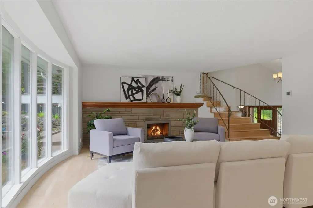 1024 Daniels Drive Fircrest WA 98466
