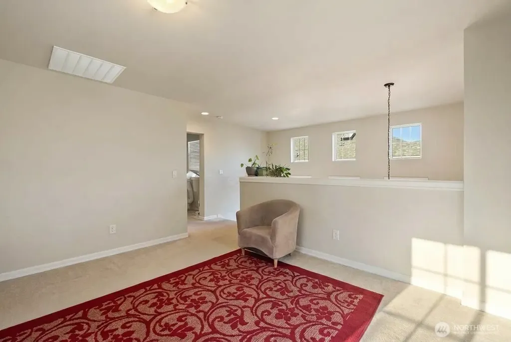 17252 NE 119th Way Redmond WA 98052