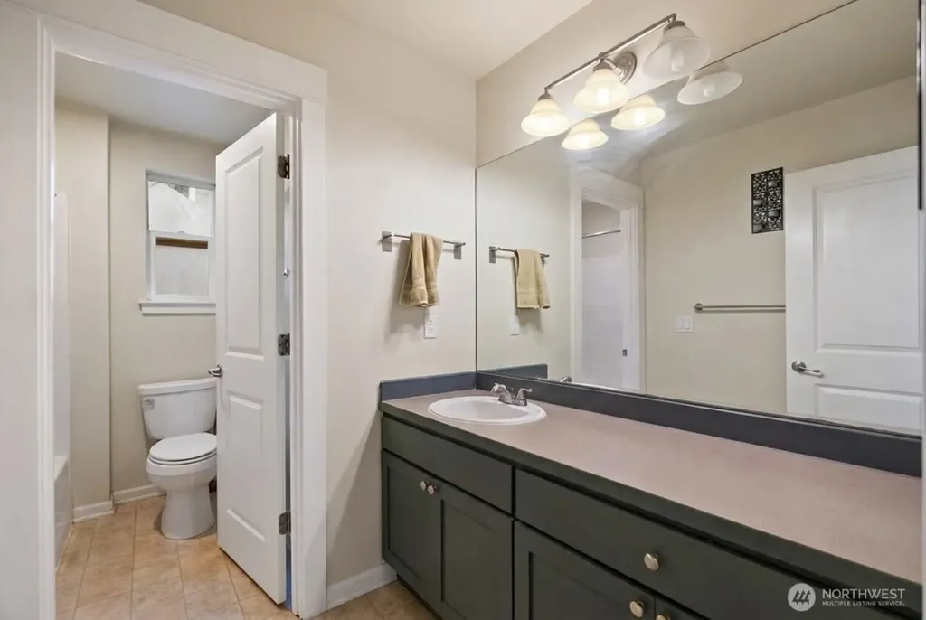 17252 NE 119th Way Redmond WA 98052