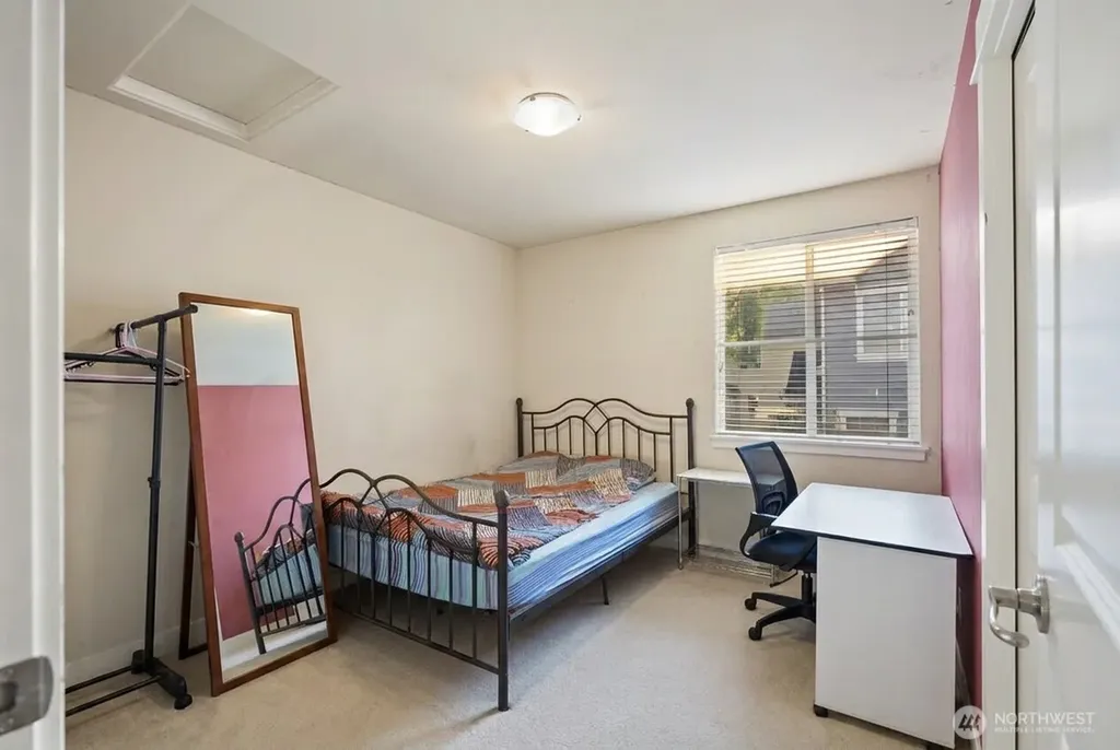 17252 NE 119th Way Redmond WA 98052
