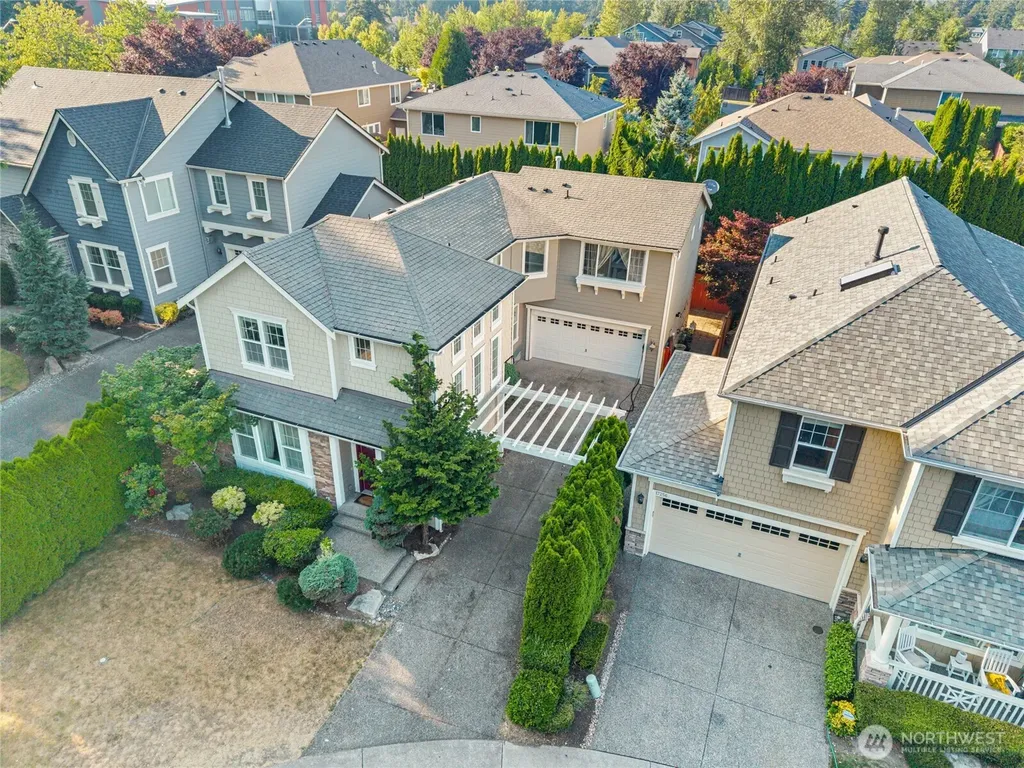 17252 NE 119th Way Redmond WA 98052