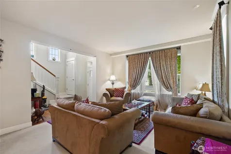 17252 NE 119th Way Redmond WA 98052