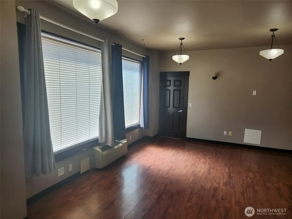 402 N Tower Avenue Centralia WA 98531