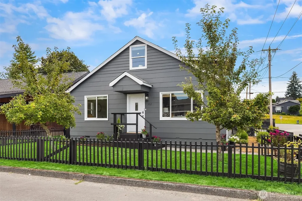 302 E Gilman Avenue Arlington WA 98223