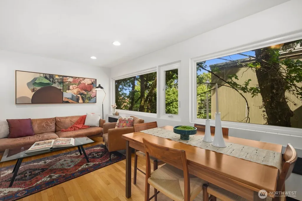 632 13th Avenue E Seattle WA 98102