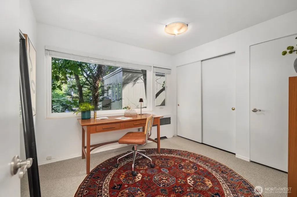 632 13th Avenue E Seattle WA 98102