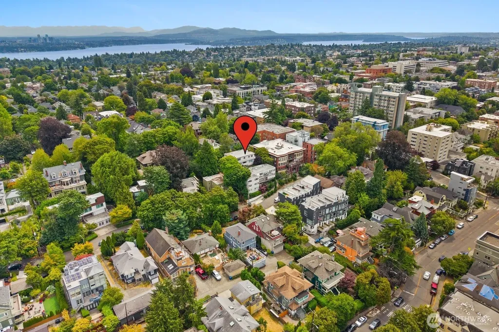 632 13th Avenue E Seattle WA 98102