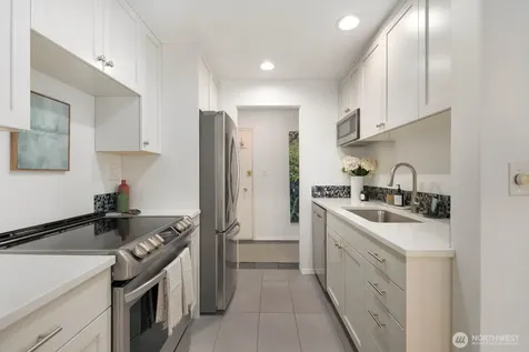 632 13th Avenue E Seattle WA 98102