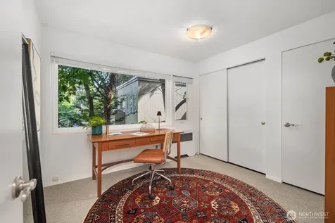 632 13th Avenue E Seattle WA 98102