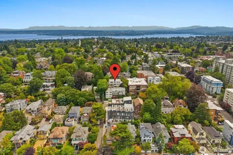 632 13th Avenue E Seattle WA 98102