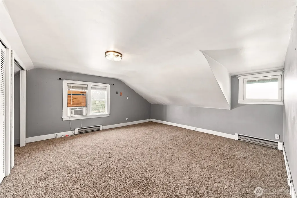 400 Cedar Avenue S Renton WA 98057