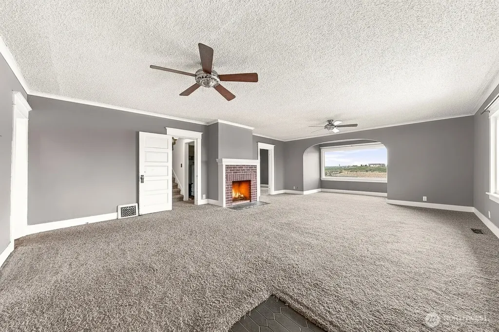 400 Cedar Avenue S Renton WA 98057
