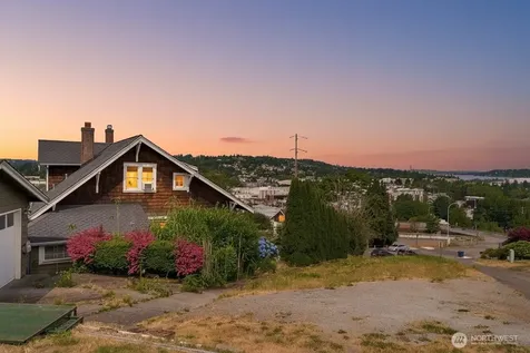 400 Cedar Avenue S Renton WA 98057
