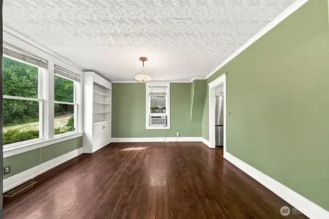 400 Cedar Avenue S Renton WA 98057