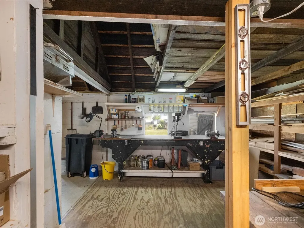 2212 Columbia Avenue Everett WA 98203