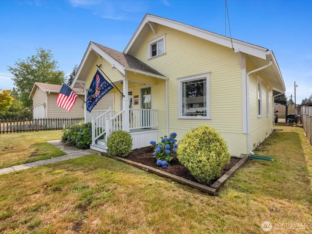 2212 Columbia Avenue Everett WA 98203