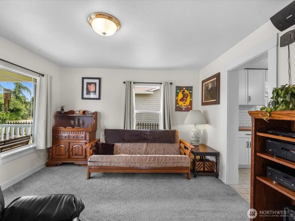 2212 Columbia Avenue Everett WA 98203