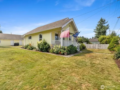 2212 Columbia Avenue Everett WA 98203