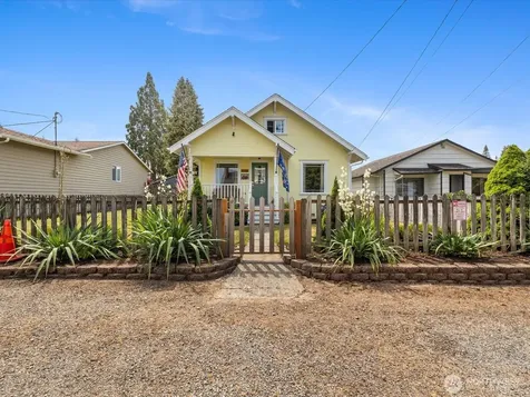2212 Columbia Avenue Everett WA 98203