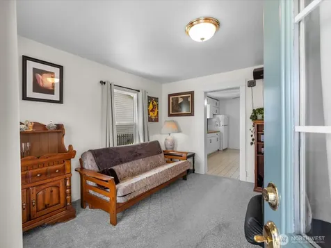 2212 Columbia Avenue Everett WA 98203