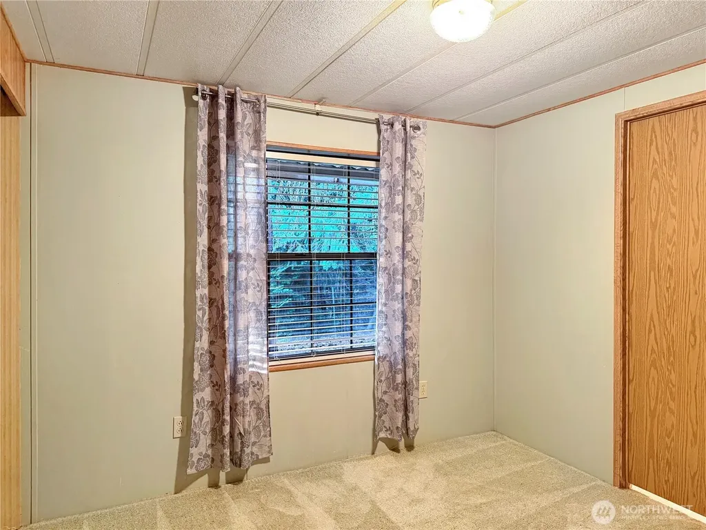 2500 S 370th Street Federal Way WA 98003