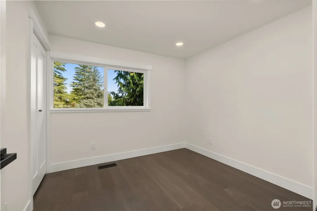 10811 NE 154th Court Bothell WA 98011