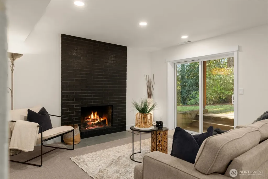 10811 NE 154th Court Bothell WA 98011