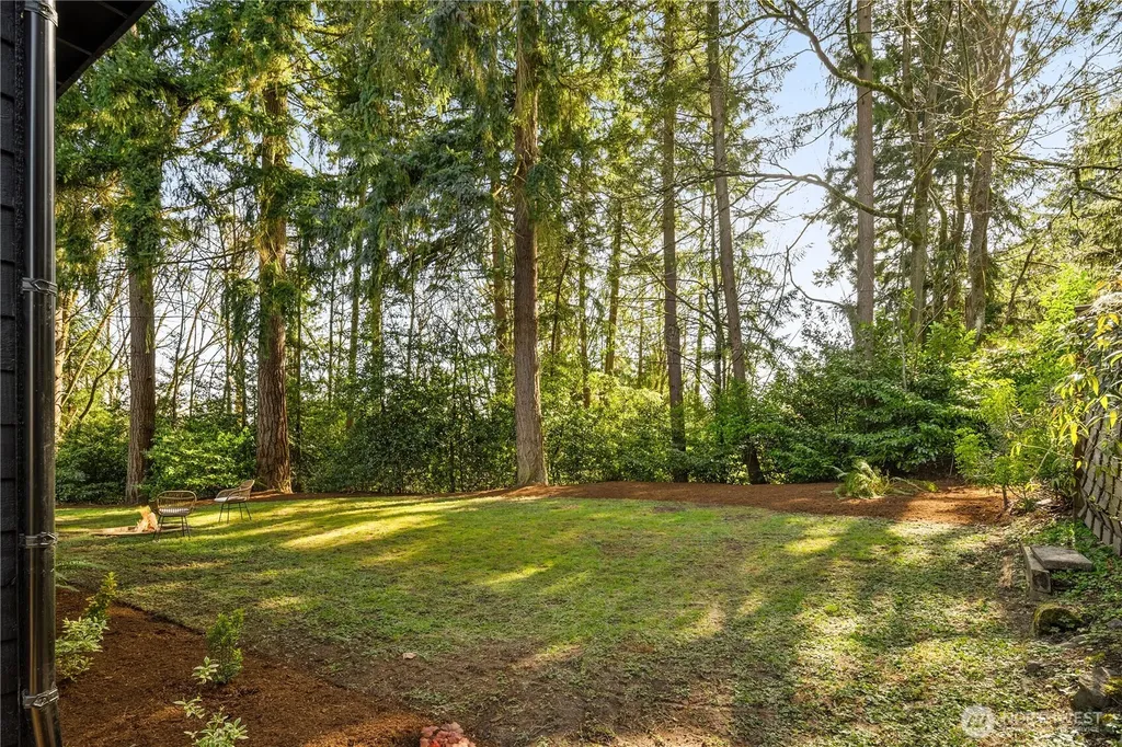 10811 NE 154th Court Bothell WA 98011