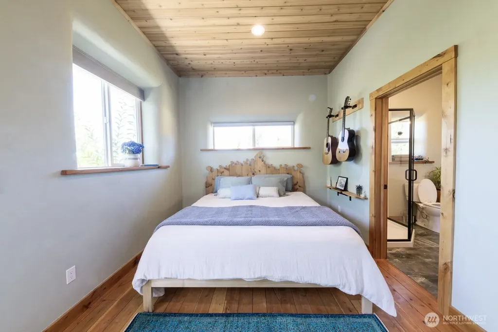 322 Cassidy Sequim WA 98382