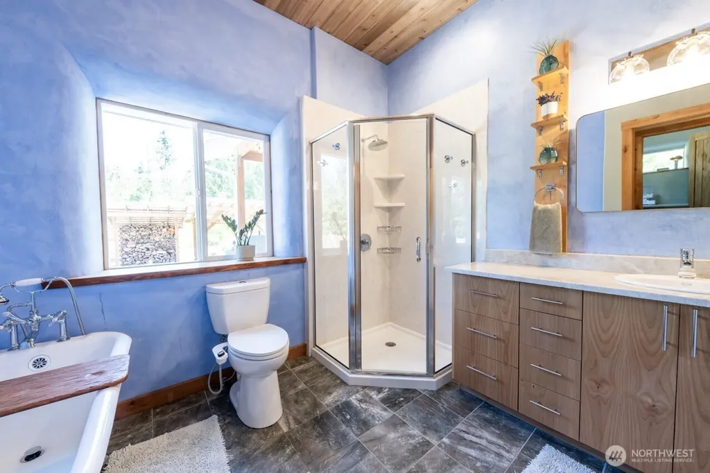 322 Cassidy Sequim WA 98382
