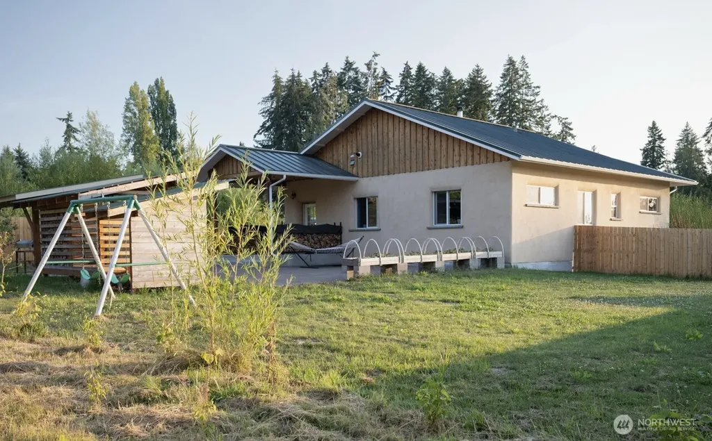 322 Cassidy Sequim WA 98382
