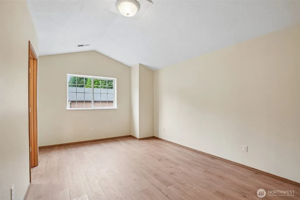 2217 NE 137th Court Vancouver WA 98684