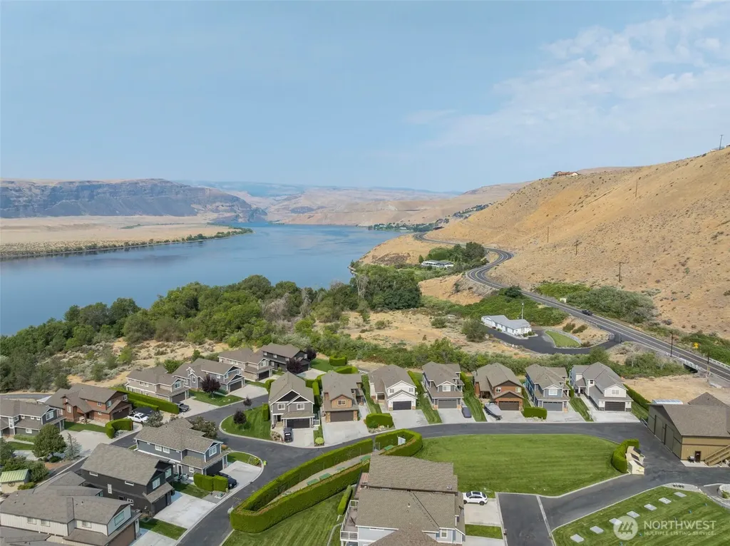 9434 Yakima Lane NW Quincy WA 98848