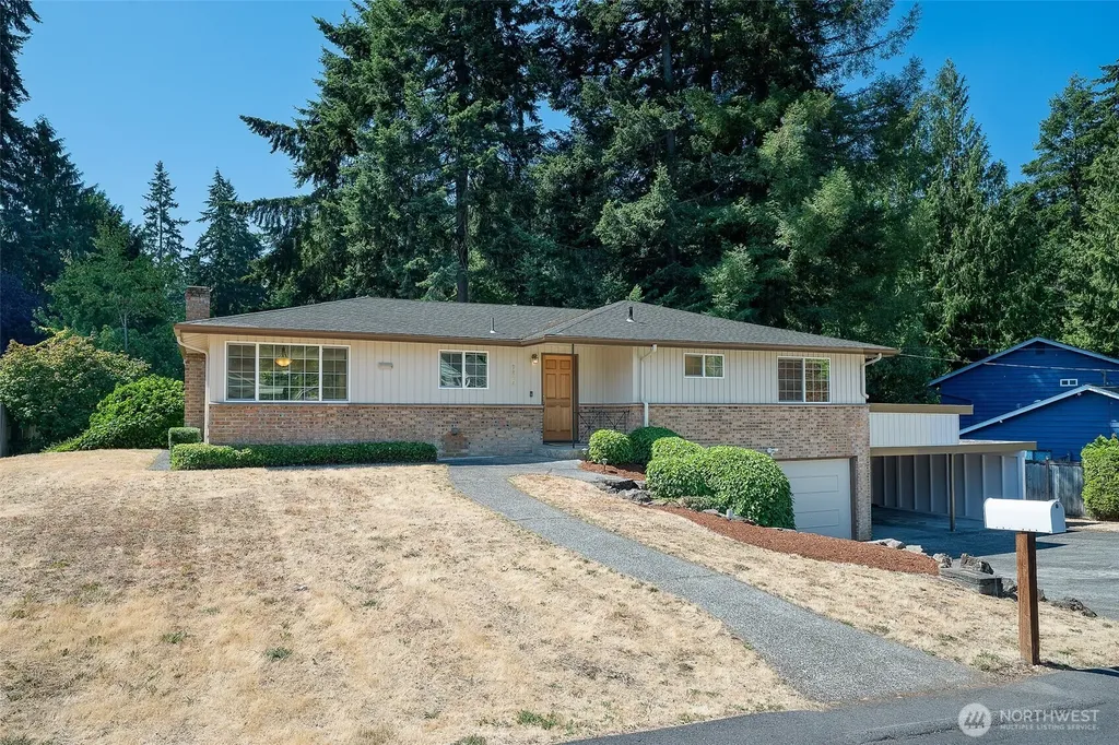 9804 241st Place SW Edmonds WA 98020