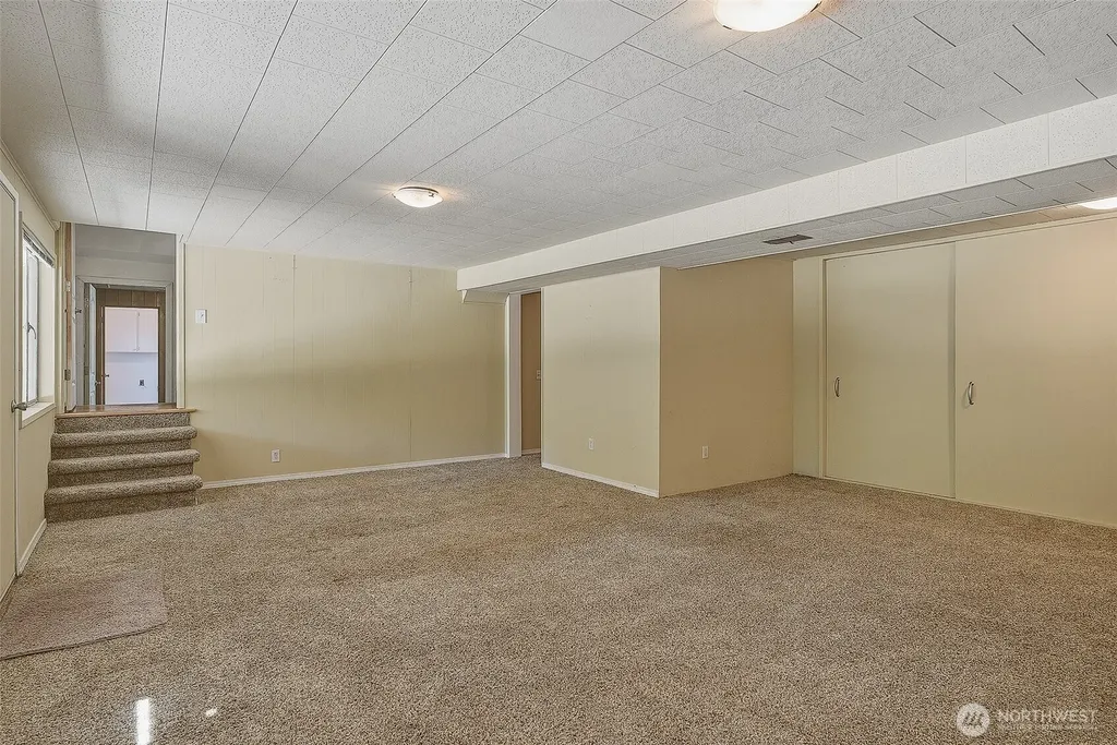 9804 241st Place SW Edmonds WA 98020