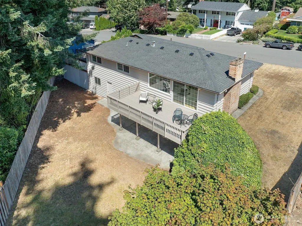 9804 241st Place SW Edmonds WA 98020