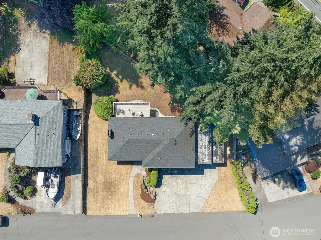 9804 241st Place SW Edmonds WA 98020